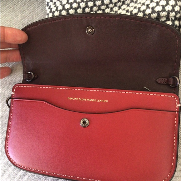 Coach 1941 Clutch - Picture 3 of 6